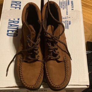 Women’s Brown Lace-Up Moc Toe Boots size 8